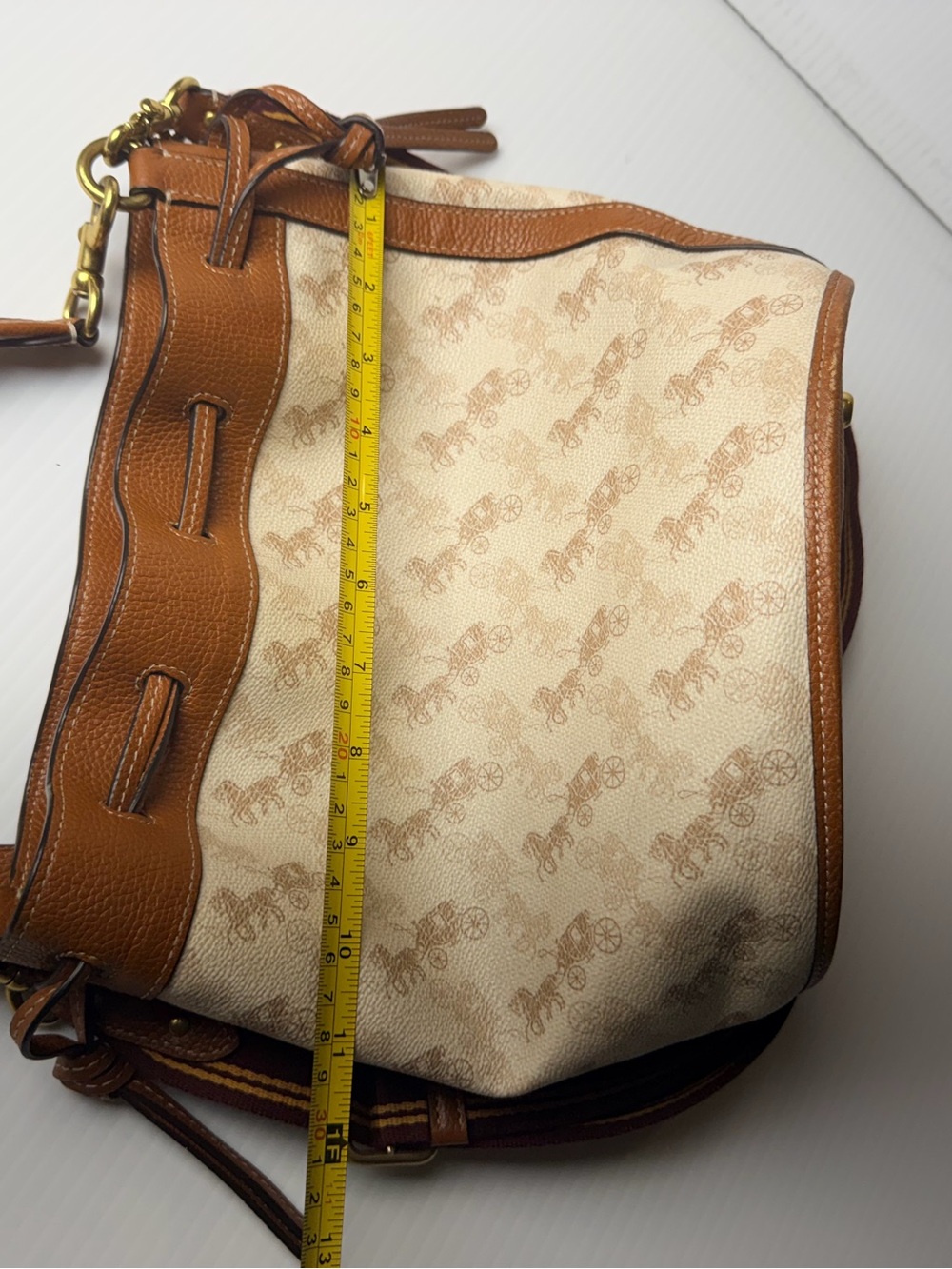 Coach horse and carriage print 2 way bag,ivory and brown - Picture 16 of 16